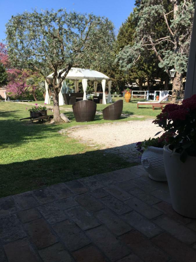 Villa Ghirardelli Sirolo Exterior foto