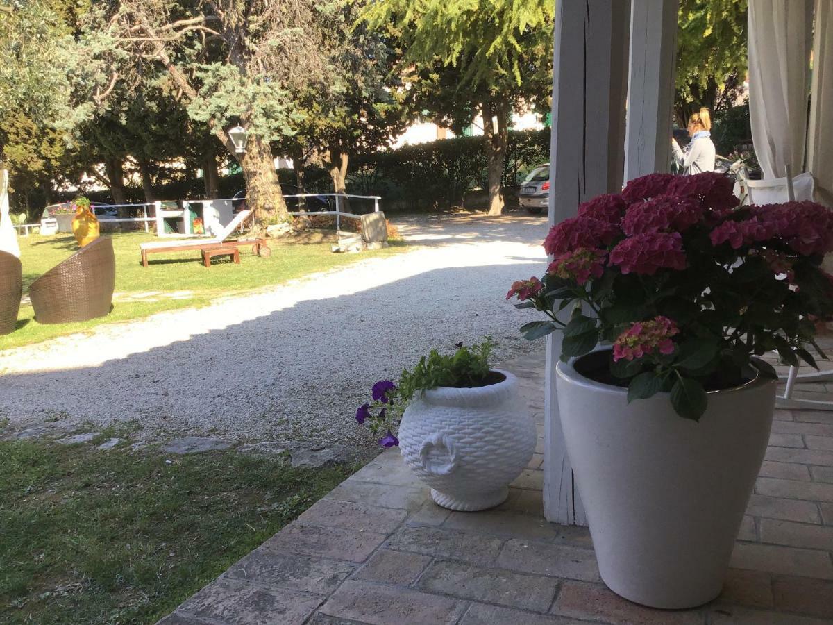 Villa Ghirardelli Sirolo Exterior foto